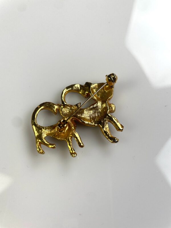 CUTE! BLACK ENAMEL DOUBLE TROUBLE CAT BROOCH PIN, RHINESTONE EYES