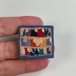 Photo detail:SQUARE FIMO CLAY COLORFUL CAT DESIGN BROOCH PIN