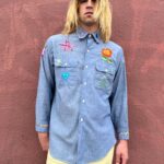 1970S HAND EMBROIDERED CHAMBRAY LONG SLEEVE BUTTON DOWN SHIRT