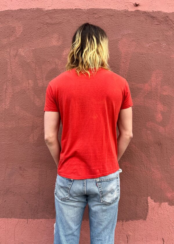 SO SICC! 1970S-80S DOM PERIGNON MOET ET CHANDON GRAPHIC SINGLE STITCHED TSHIRT