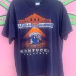 1998 NCAA KENTUCKY WILDCATS FINAL FOUR NATIONAL CHAMPIONS GRAPHIC T-SHIRT
