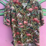TROPICAL FLORAL & FLAMINGO PRINT SHORT SLEEVE BUTTON UP HAWAIIAN SHIRT