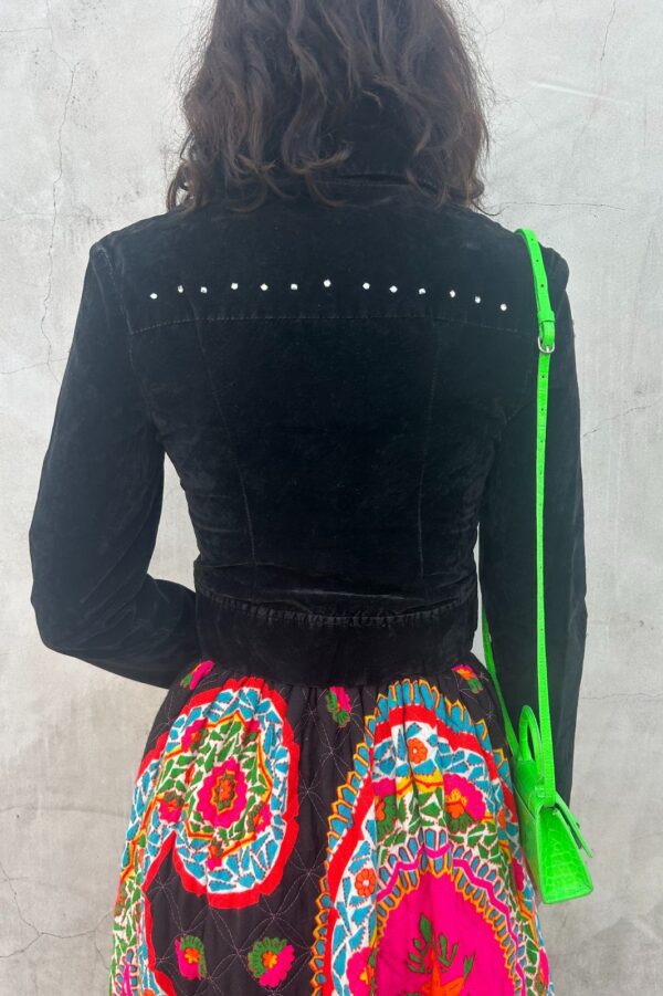 FUCKING KILLER! 1960S RHINESTONE STUDDED CROPPED VELVET JACKET ROUNDED COLLAR UNIQUE RHINESTONE BUTTONS