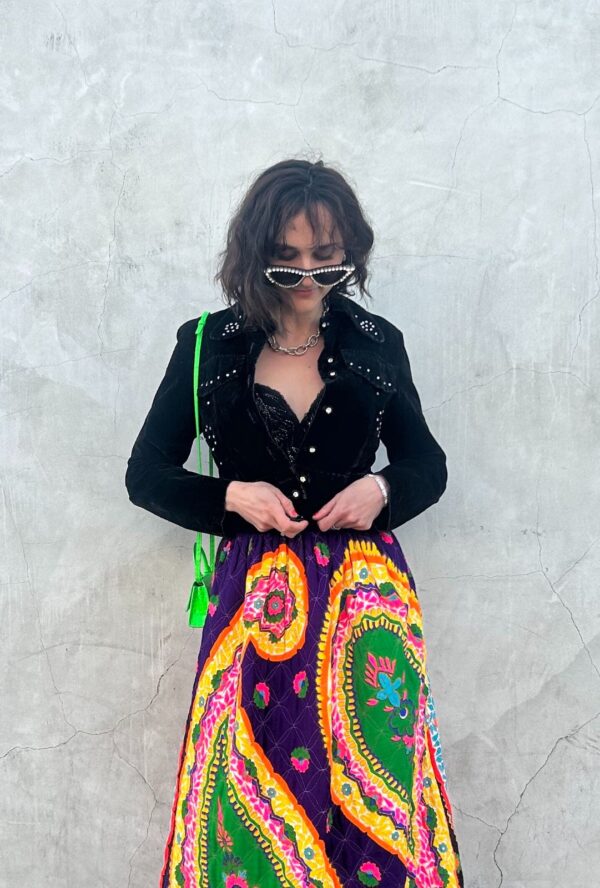FUCKING KILLER! 1960S RHINESTONE STUDDED CROPPED VELVET JACKET ROUNDED COLLAR UNIQUE RHINESTONE BUTTONS