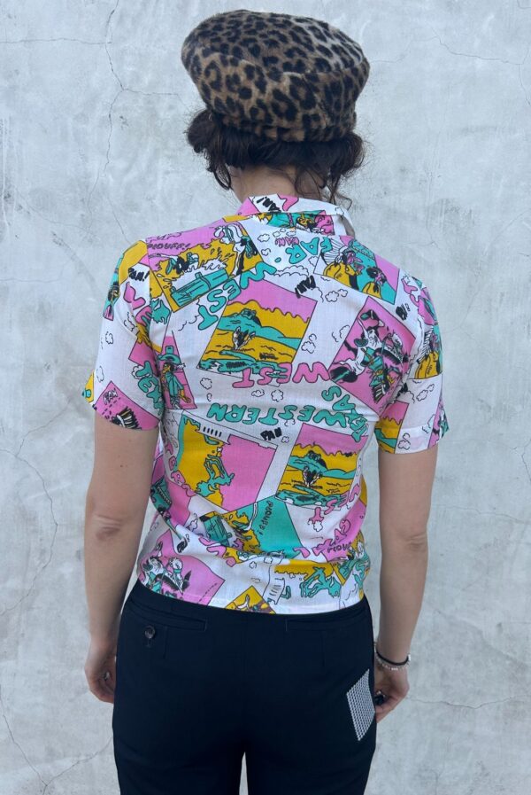 SO FUN! ALLOVER TEXAS PRINT SHORT SLEEVE BUTTON DOWN SHIRT