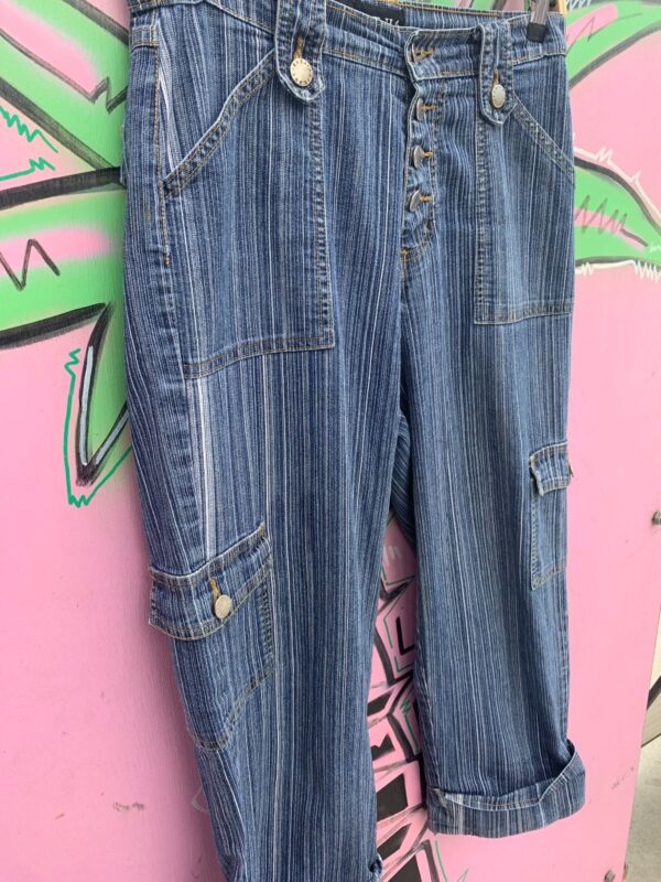 CUTE ENGINEER PINSTRIPED SLOUCHY CROPPED DENIM JEANS WELT & CARGO POCKETS