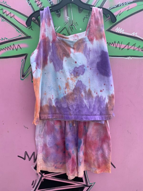 TIE DYE TWO PIECE COTTON ATHLETIC SHORTS TOP SET