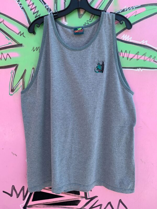 1990S EMBROIDERED GECKO HAWAII TEXTURED RINGER TANK TOP