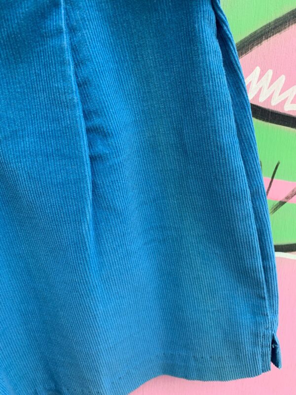 *AS-IS* CUTE RETRO CORDUROY SHORTS SHOESTRING BELT