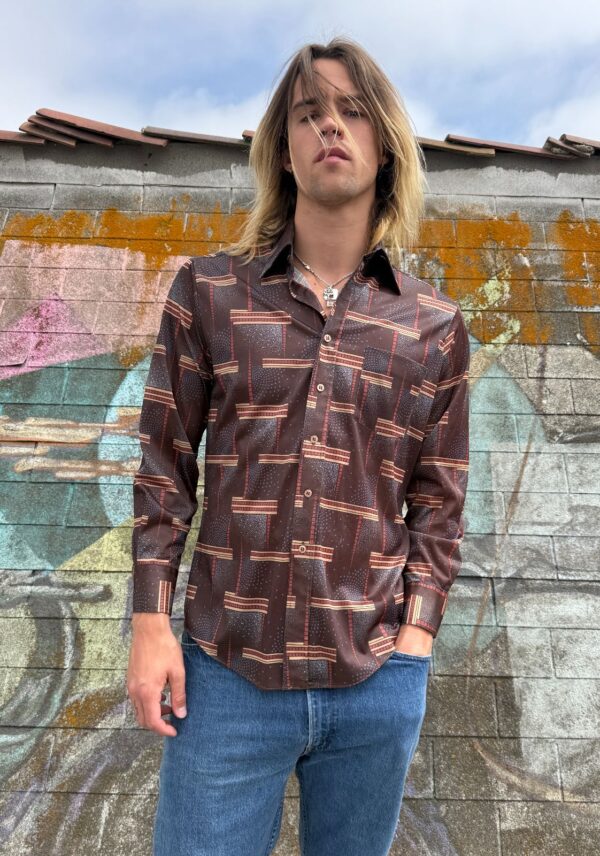 RAD! 1970S FUNKY PRINT LONG SLEEVE POLYESTER DISCO SHIRT