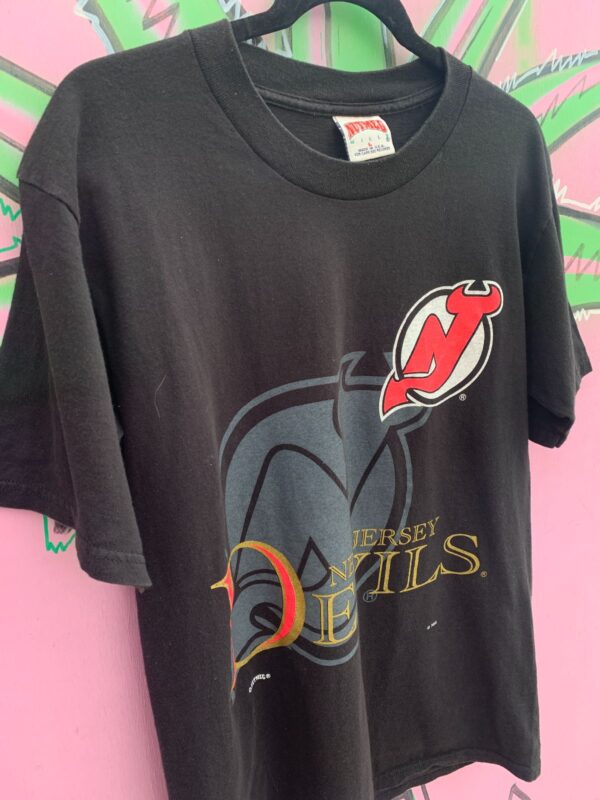 NHL NEW JERSEY DEVILS HOCKEY GRAPHIC T-SHIRT
