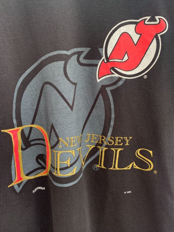 NHL NEW JERSEY DEVILS HOCKEY GRAPHIC T-SHIRT