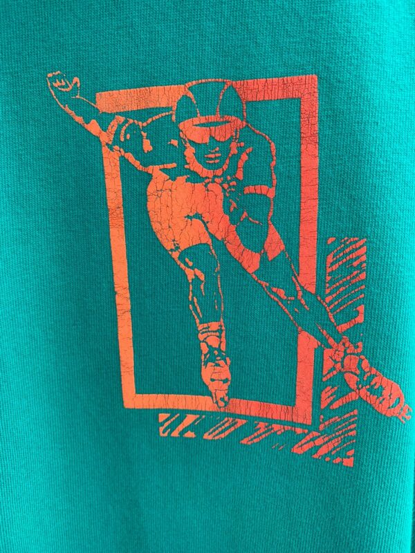 PAINTERLY ROLLERBLADE GRAPHIC T-SHIRT