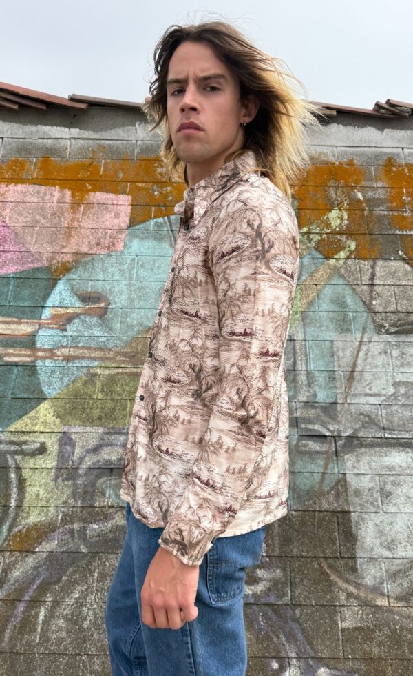 SILKY 1970S ORIENTAL LANDSCAPE ILLUSTRATION LONG SLEEVE BUTTON DOWN DISCO SHIRT