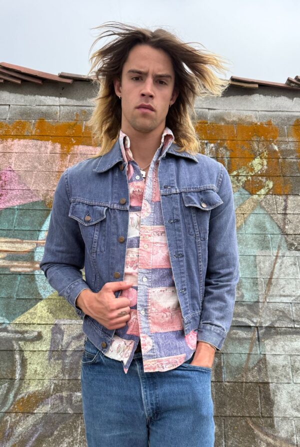 1960S-70S  100% SANFORIZED COTTON DENIM JACKET FADED WASH