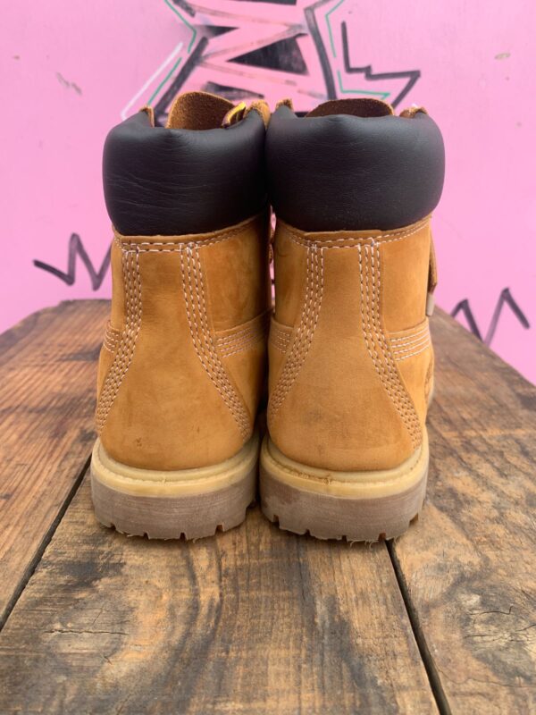 CLASSIC BRUSHED LEATHER LACE UP TIMBERLAND HIKING BOOTS