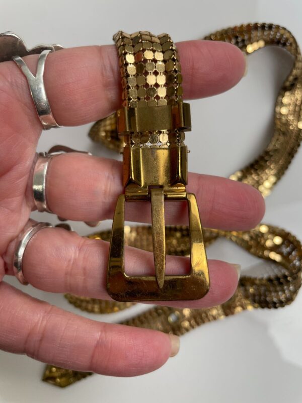 RAD! *AS-IS* 1970S BRASS SKINNY SLINKY CHAINMAIL MESH BELT