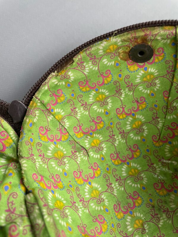 SO CUTE! ACTUAL REAL COCONUT DOUBLE HANDLE ZIP PURSE FABRIC LINING