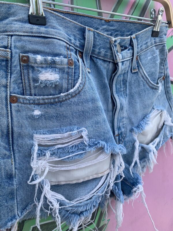 SUPER SHORT! LIGHT WASH LEVIS 501 RIPPED UP DENIM CUTOFF SHORTS