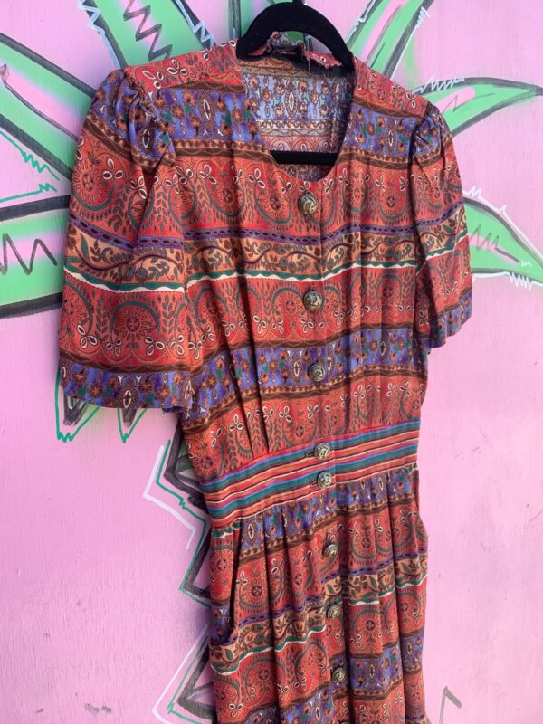 *AS-IS* 1980S-90S PAISLEY PRINT BD RAYON DRESS SILVER BUTTONS