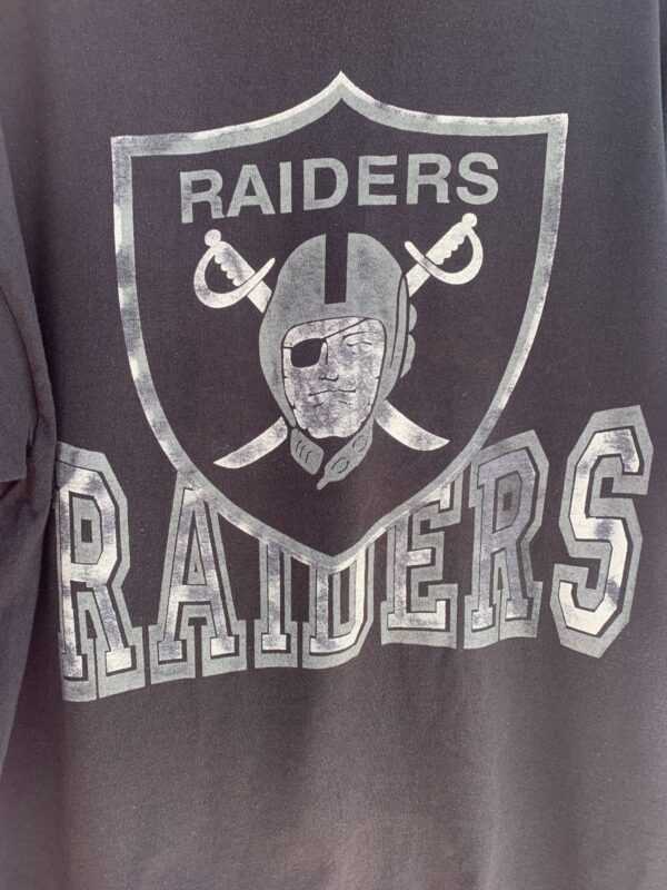 BOXY Y2K COOL FADED LOGO LOS ANGELES RAIDERS T-SHIRT