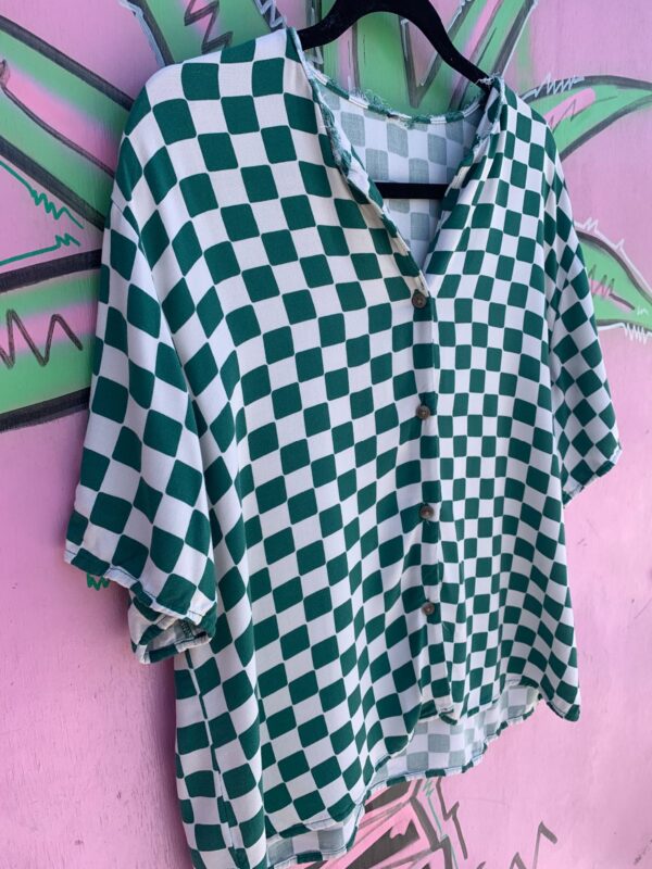 *AS-IS* CUT COLLAR SHORT SLEEVE CHECKERED BUTTON DOWN SHRT
