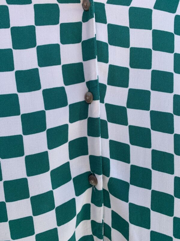 *AS-IS* CUT COLLAR SHORT SLEEVE CHECKERED BUTTON DOWN SHRT
