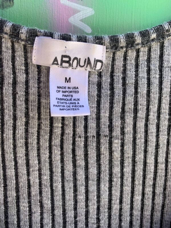 CUTE 2-TONE RIBBED KNIT TANK TOP