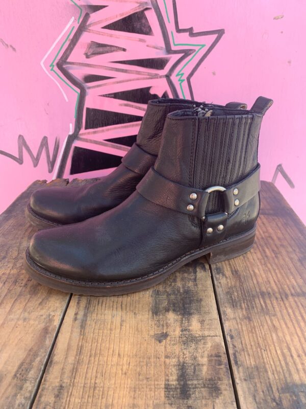FRYE VERONICA HARNESS CHELSEA-SVL BOOT W/ SIDE ZIP MADE IN MEXICO
