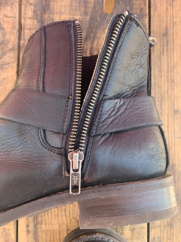 FRYE VERONICA HARNESS CHELSEA-SVL BOOT W/ SIDE ZIP MADE IN MEXICO