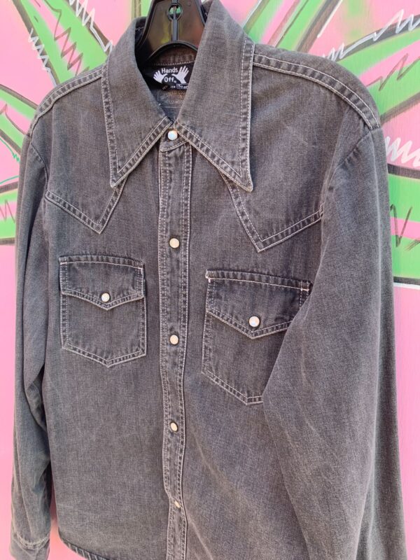 COOL FADED BLACK DENIM PEARL SNAP SHIRT WHITE CONTRAST STITCHING