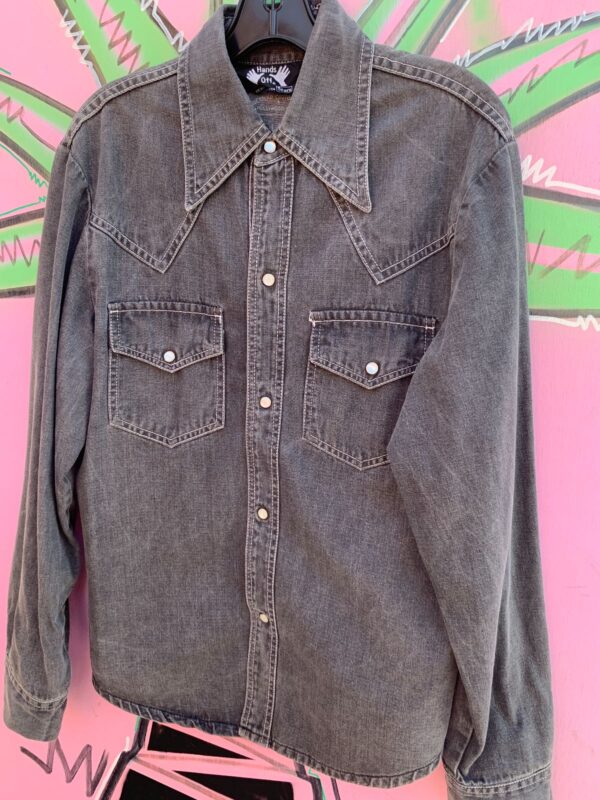 COOL FADED BLACK DENIM PEARL SNAP SHIRT WHITE CONTRAST STITCHING