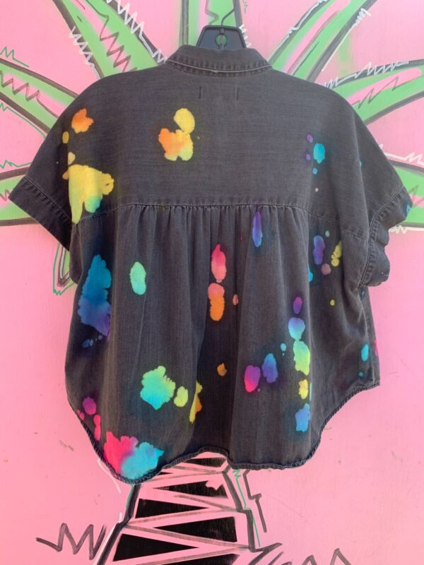FUN! TIEDYE RAINBOW BLEACH SPLATTER SHORT SLEEVE BUTTONED CROPPED TOP