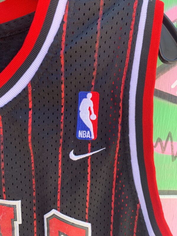 *AS-IS* 1990S THRASHED CHICAGO BULLS BASKETBALL JERSEY #23 JORDAN