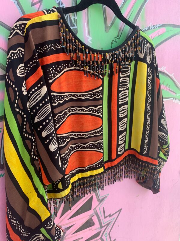 BRIGHT! SO CUTE! 1990S MULTI-COLORED ETHNIC PRINT CROPPED LS BLOUSE BEADED TRIM