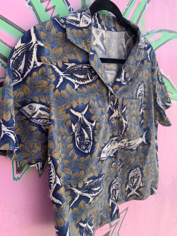 HAWAIIAN FUNKY FISH PRINT BOXY SHORT SLEEVE TOP CROPPED FIT