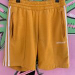 CUTE MUSTARD YELLOW ADIDAS PLEETED STRIPED SIDE TRACK SHORTS