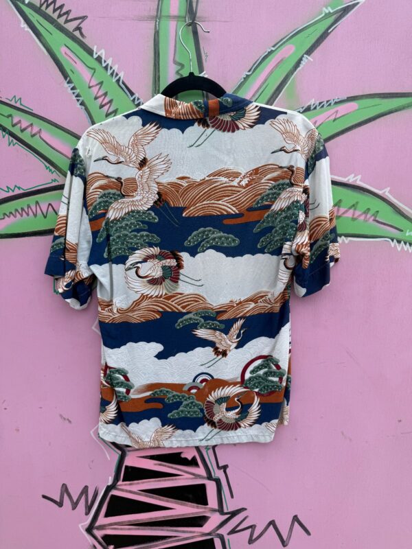 *AS-IS* SMALL FIT HERON PRINT SHORT SLEEVE BUTTON UP HAWAIIAN SHIRT