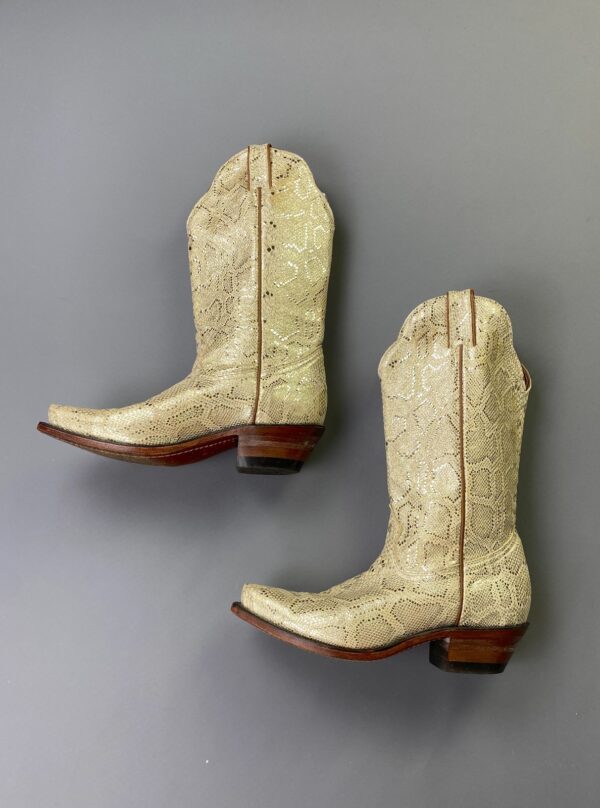 WOW! MADE IN CANADA SILVER SNAKESKIN PRINT CREME LEATHER COWBOY BOOTS