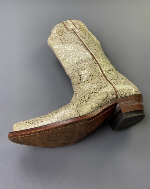 WOW! MADE IN CANADA SILVER SNAKESKIN PRINT CREME LEATHER COWBOY BOOTS