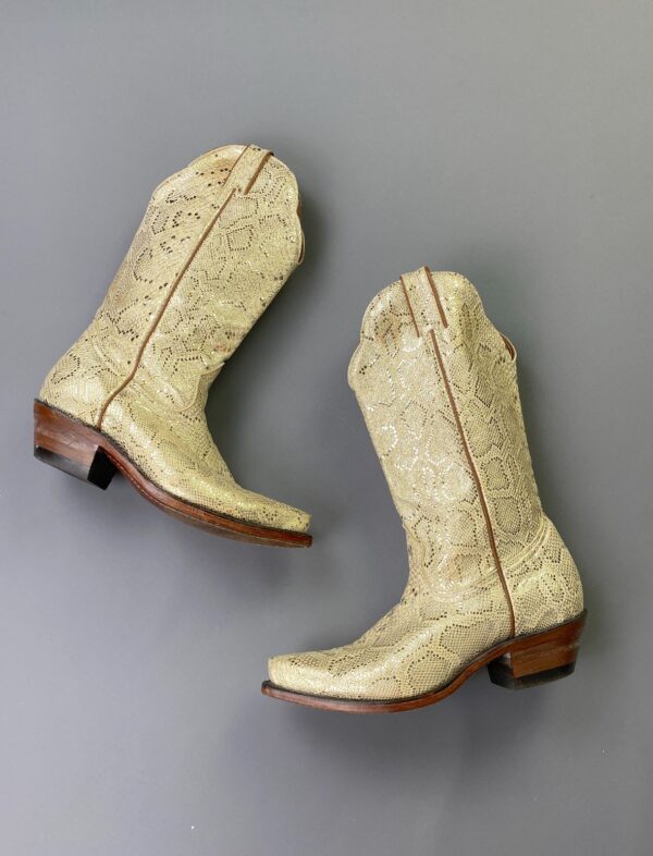 WOW! MADE IN CANADA SILVER SNAKESKIN PRINT CREME LEATHER COWBOY BOOTS