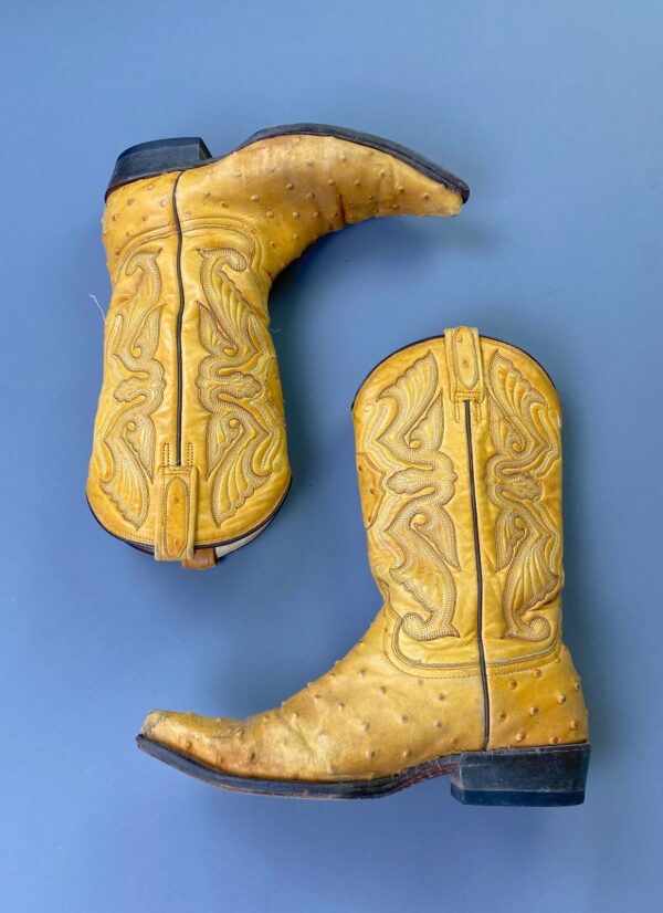 *AS-IS* MADE IN MEXICO BUTTERSCOTCH OSTRICH PANEL EMBROIDERED COWBOY BOOTS
