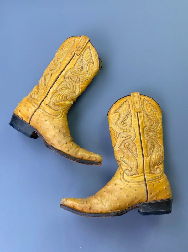 *AS-IS* MADE IN MEXICO BUTTERSCOTCH OSTRICH PANEL EMBROIDERED COWBOY BOOTS