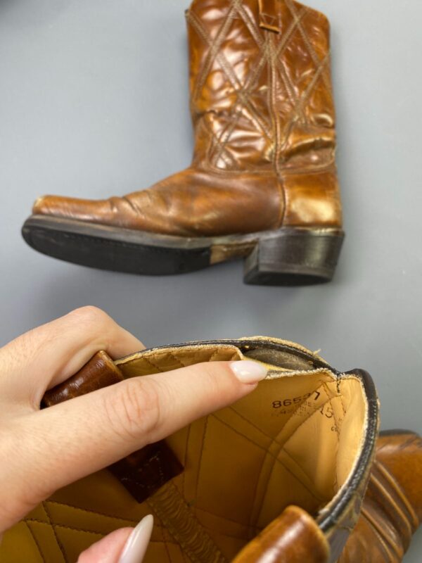 COOL! *AS IS* SQUARE TOE DIAMOND STITCH SHAFT POLISHED LEATHER WESTERN RANCHER BOOTS