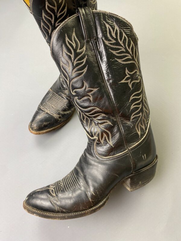 *AS-IS* DISTRESSED CRACKED LEATHER ALMOND TOE COWBOY BOOTS DECORATIVE CONTRAST STITCHED DESIGN