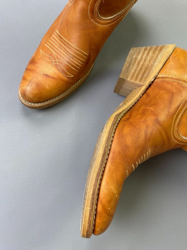 *AS-IS* MARBLED FAUX LEATHER PULL ON STACKED HEEL ALMOND TOE COWBOY BOOTS