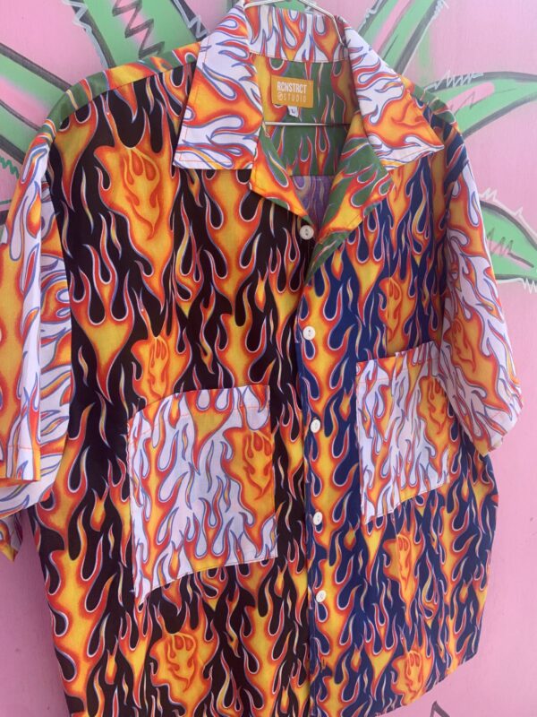 FUN! MULTI-COLORED FLAME PRINT SHORT SLEEVE BUTTON DOWN SHIRT