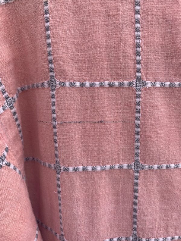 NICE! 1990S MADE IN USA 100% COTTON RAISED CHECKER WEAVE COTTON SHORT SLEEVE SHIRT