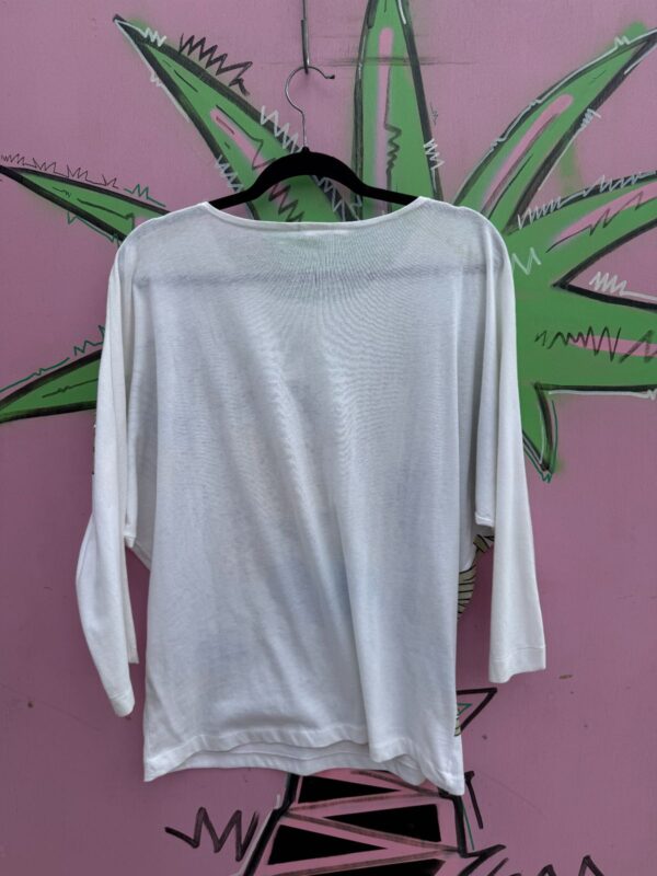 1980S LEOPARD JUNGLE SCENE DESIGN BATWING LONG SLEEVE TOP BEADED SEQUIN ACCENTS
