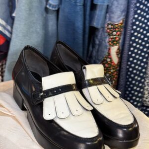 Robert Clergerie LEATHER TWO TONE WIDE TASSLE BUCKLE LOAFER SHOES in BLACK, WHITE